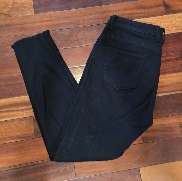 NWOTs Zumiez Skinny Jeans - Picture 1 of 4